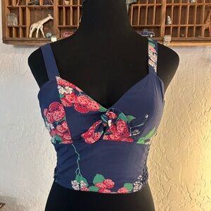 Trashy Diva “Hottie Top” in Crimson and Clover